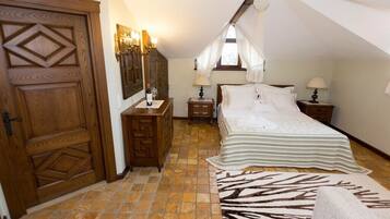 Standard Double Room, City View | Free WiFi