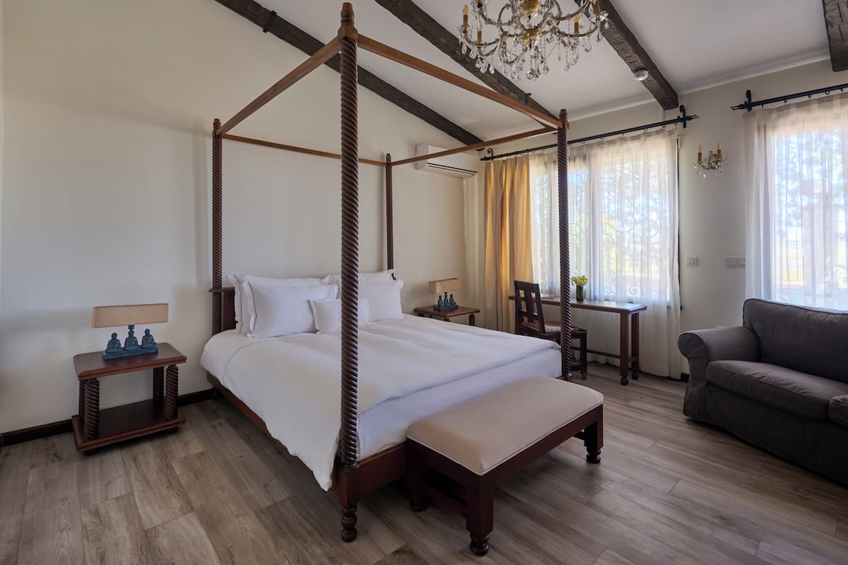 Habitación doble Deluxe, vista al valle | Minibar, wifi gratis y ropa de cama