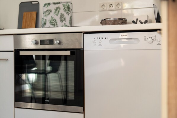 Private kitchen - COZY by Interior Apartments (Kassel)