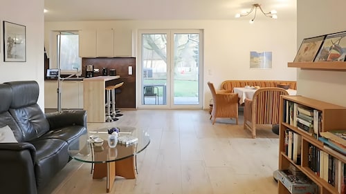 Holiday Home 'Eichenkrone' for 8 Guests (90 m²) in Fuhlendorf OT Bodstedt (Bodden Coast McPomm)