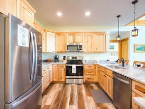 Fridge, microwave, oven, stovetop - Bryson City 4BR Cabin | Epic Sunrise Views & Game Room (Bryson City)