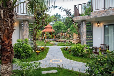 Bai Dinh Riverside Resort & Spa