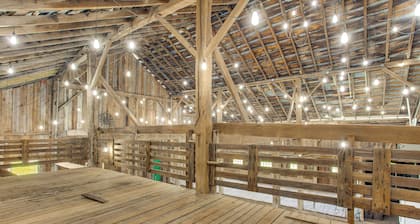 Group Getaway in Historic Barn: 2 Mi to Rushville