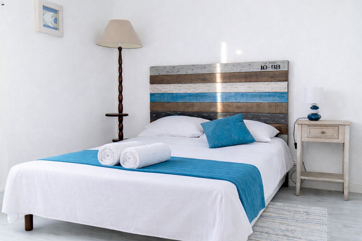 Wifi gratis y ropa de cama 