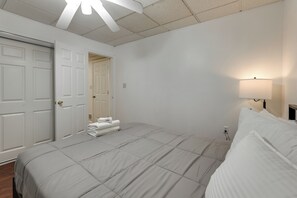 Room - Apt Near the Metro w/ Easy Baltimore Access (Reisterstown)