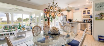 On the ICW: Personal Dock, Ocean Fishing & Beach!