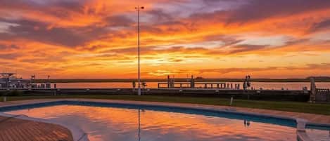 Outdoor pool, a heated pool