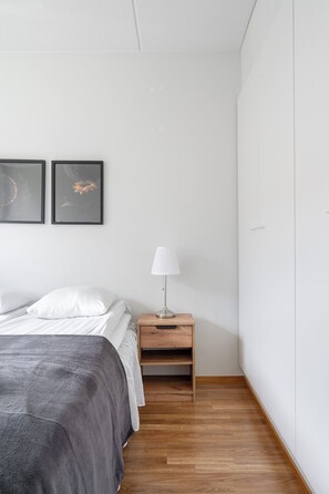 Comfort Apartment, Sauna, Beachfront - Comfy 1BR Apt with Sauna & Balcony (Jyväskylä)