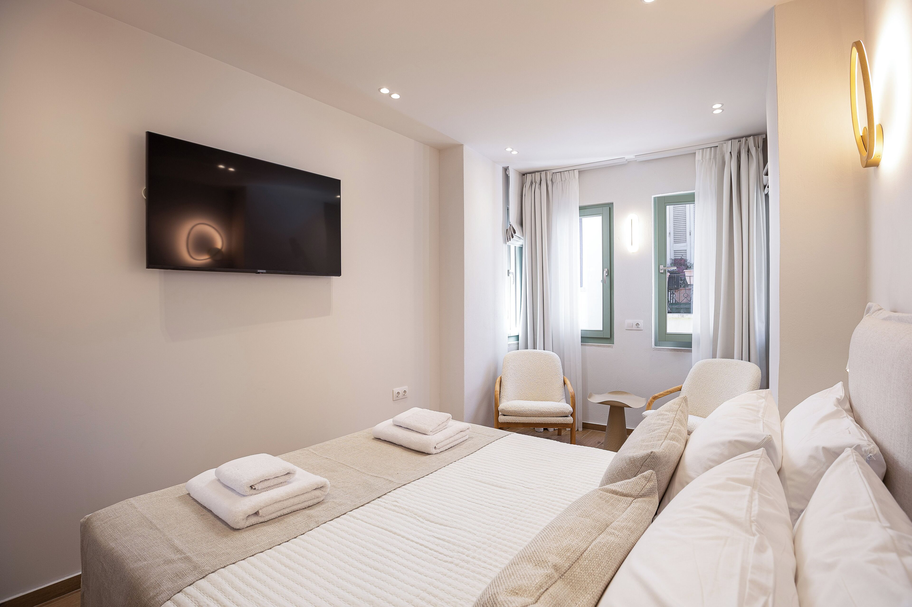 Premium House, Balcony, City View | In-room safe, blackout drapes, soundproofing, iron/ironing board
