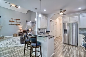 Interior - Perfect 3-bedroom home, private dock, hot tub on Lake Wateree (Winnsboro)