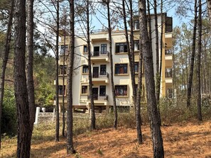 Exterior - Mountain Views by XTSY (East Khasi Hills, Mawdiangdiang)