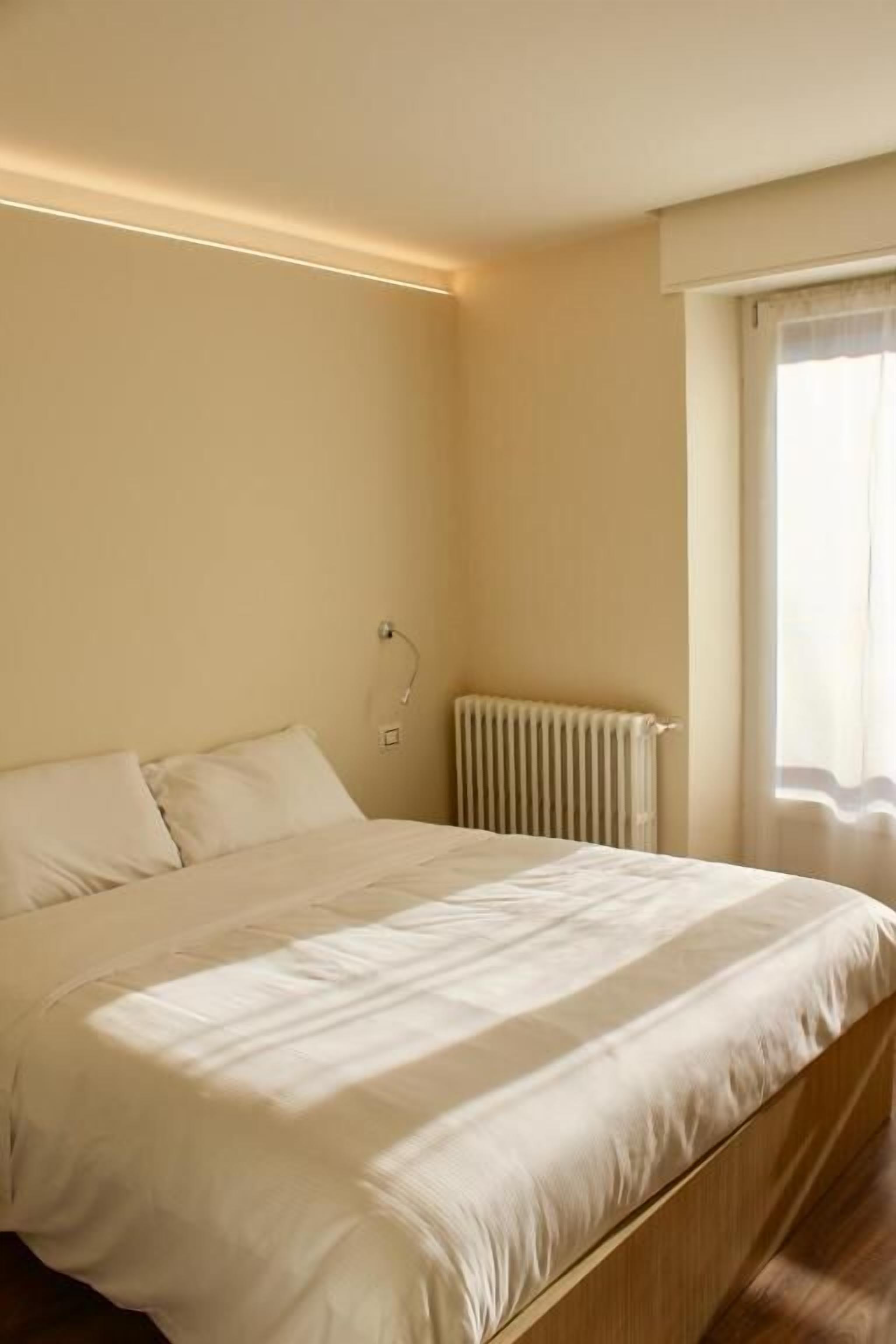 Double Room, Balcony, City View | Free WiFi