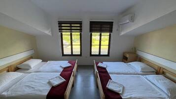 Quadruple Room, River View | Free WiFi