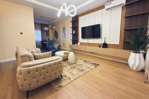 家庭公寓, 露台, 城市景 | 客廳