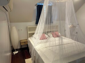 Room - Vrbo Property (Paramaribo)