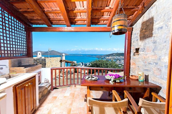 Sea View House Leonidas Sleeps 3 With Balcony Bbq - Elounda