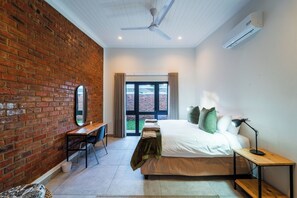 Deluxe Apartment, Patio | Desk, laptop workspace, iron/ironing board, free WiFi - The Pods Victoria Falls (Victoria Falls)