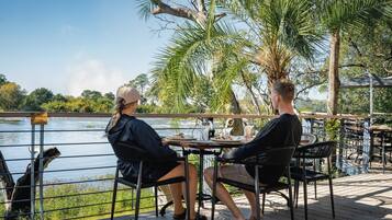 Standard Apartment, Patio | Outdoor dining