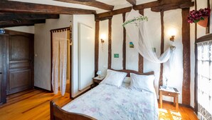 2 室のベッドルーム、WiFi、ベッドシーツ