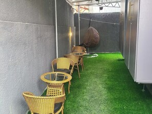 Khu ẩm thực ngoài trời