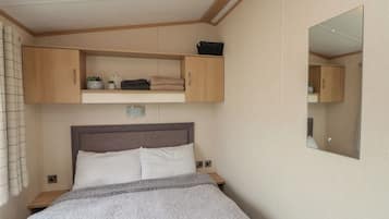 3 bedrooms, free WiFi, individually decorated, individually furnished