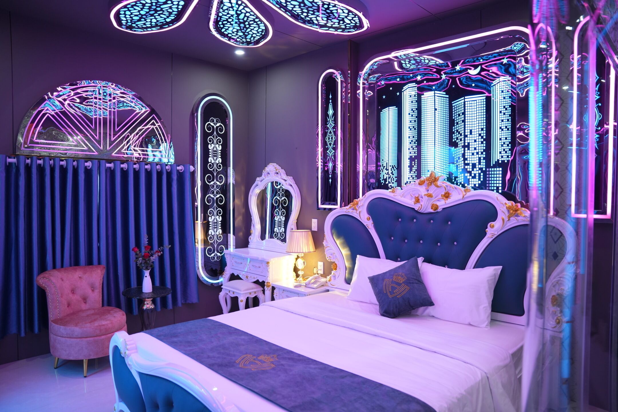 Deluxe Double Room | Individually decorated, individually furnished, free WiFi, bed sheets