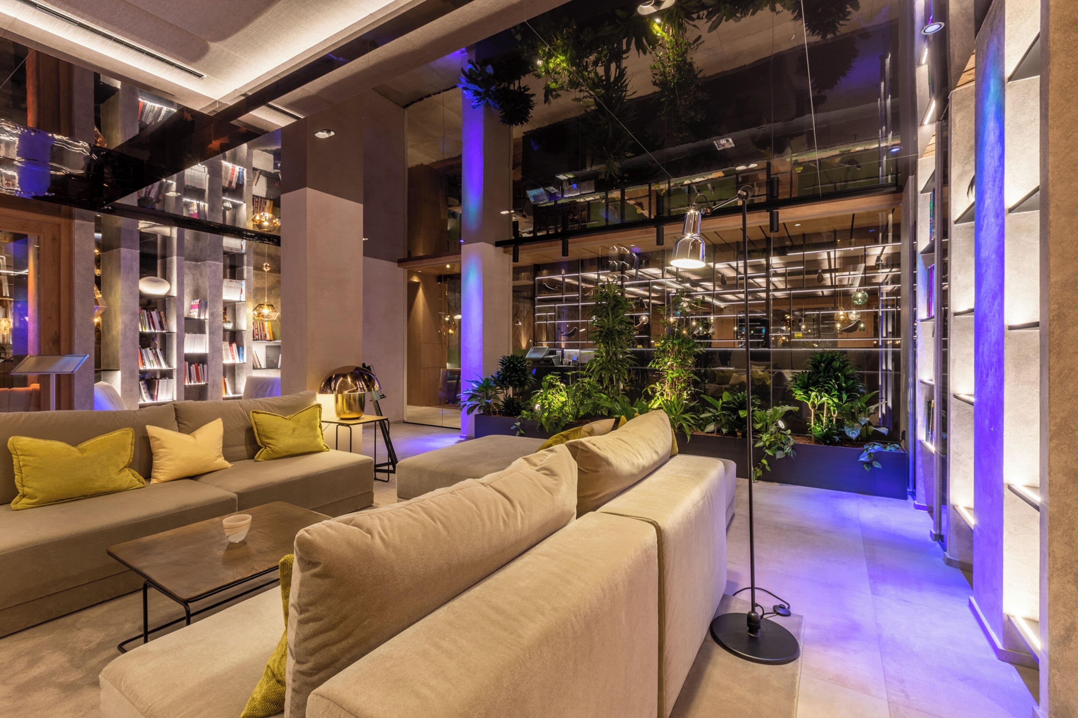 Lobby-Lounge