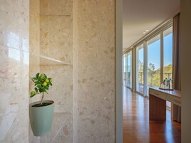 Suite estudio Premium | Ropa de cama hipoalergénica, minibar, caja fuerte