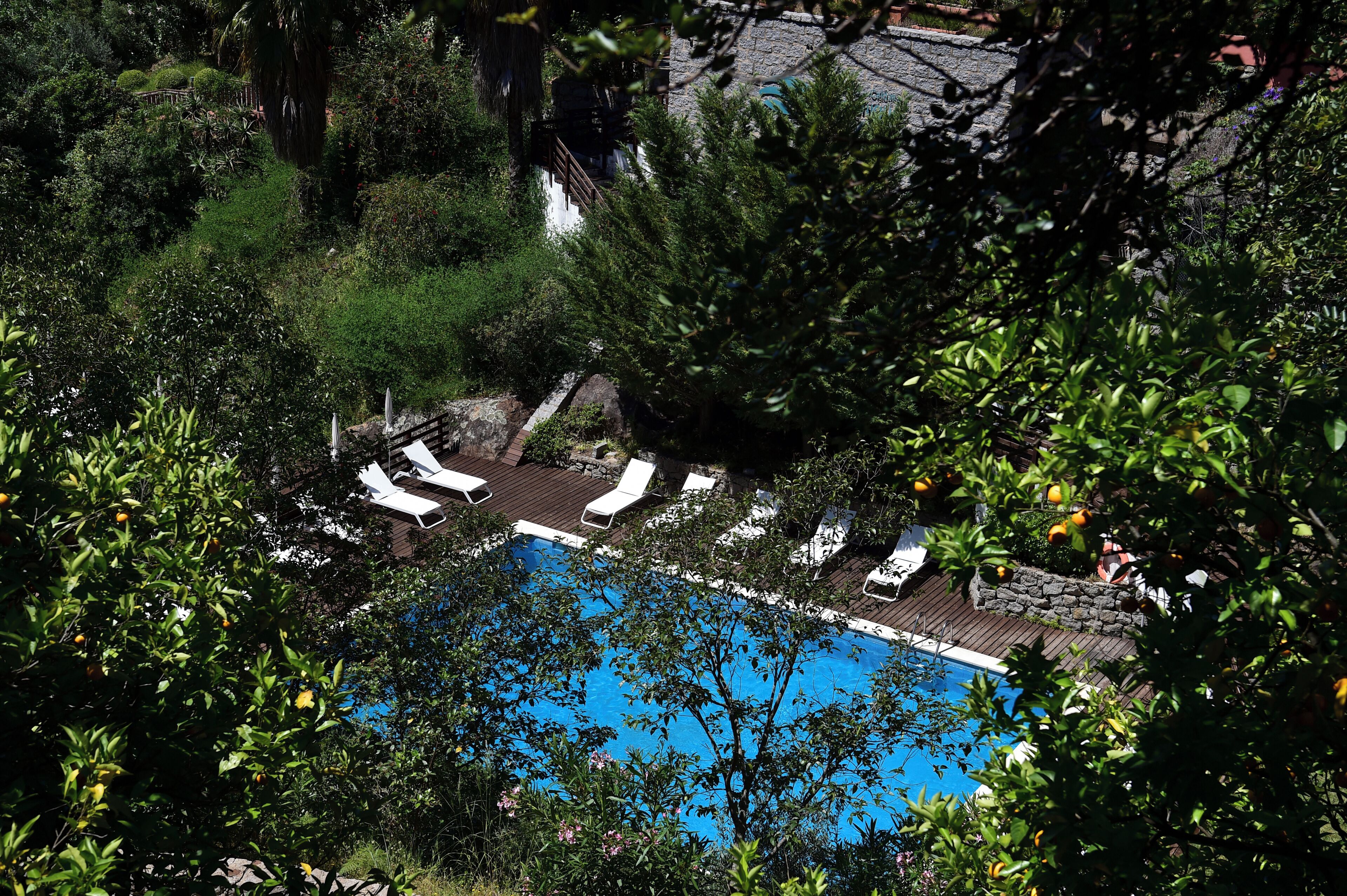 Indoor pool, seasonal outdoor pool