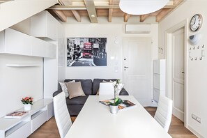 Dining - Apartment Chervo Golf Uno (Lombardia)