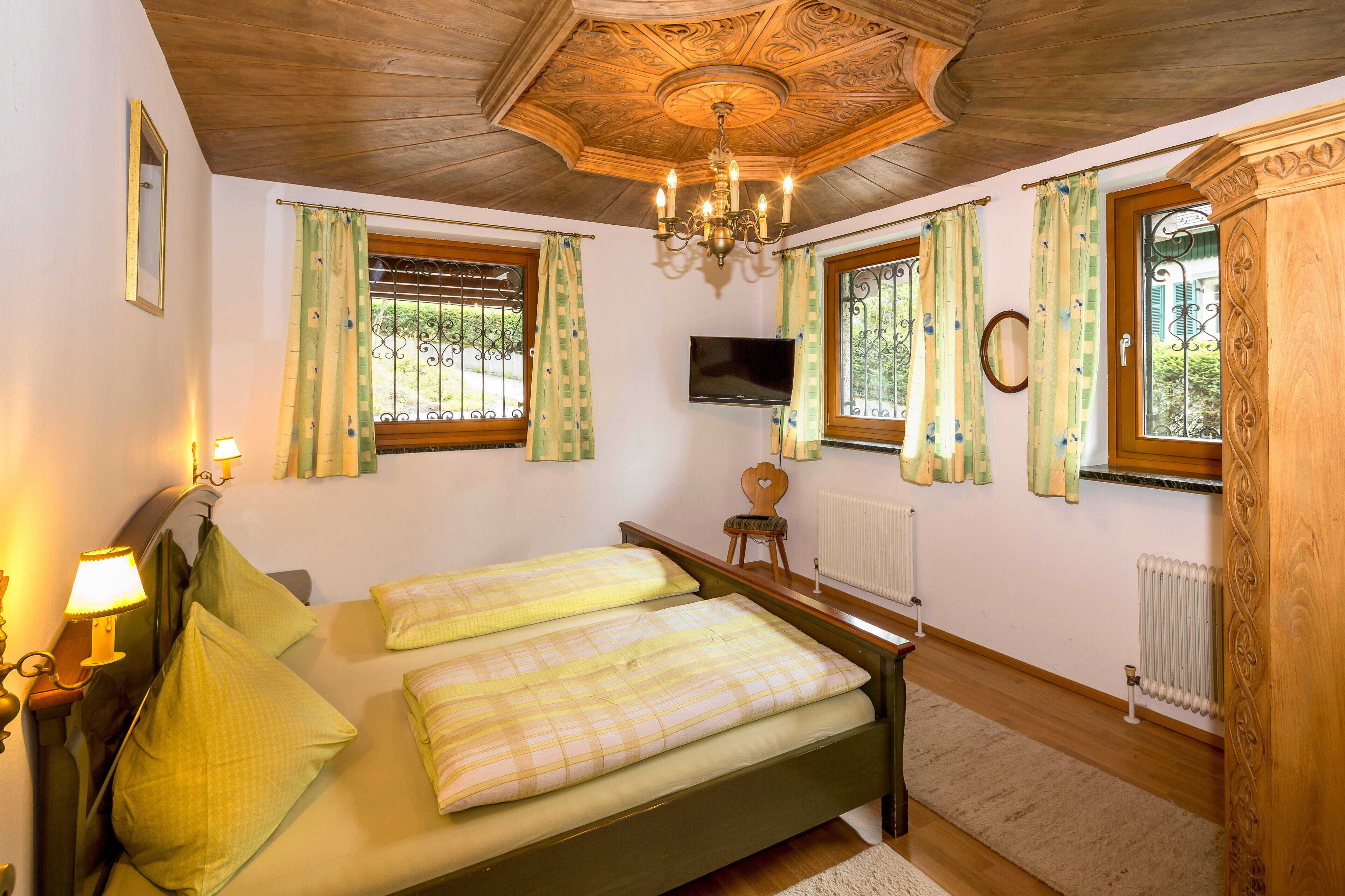 Family Chalet, Mountain View | Free WiFi