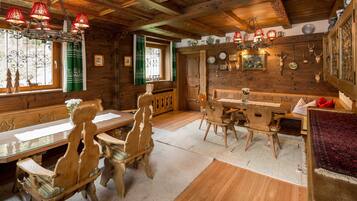 Familienchalet, Bergblick | Speisen