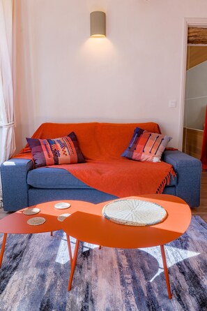 TV - Apt Libellule | Cosy Stay for Two (Tourrettes-sur-Loup)