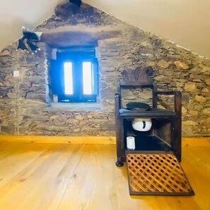 House, 1 Bedroom, Balcony | Interior - Tranquil 3-bedroom House Retreat Near River Beach (Pampilhosa da Serra)