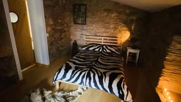House, 1 Bedroom, Balcony | 2 bedrooms