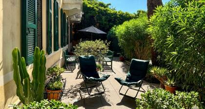VILLA FLOWER, FINALE LIGURE