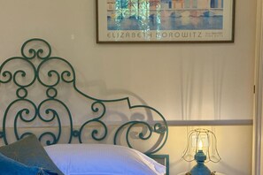 Room - VILLA FLOWER, FINALE LIGURE (Finale Ligure)