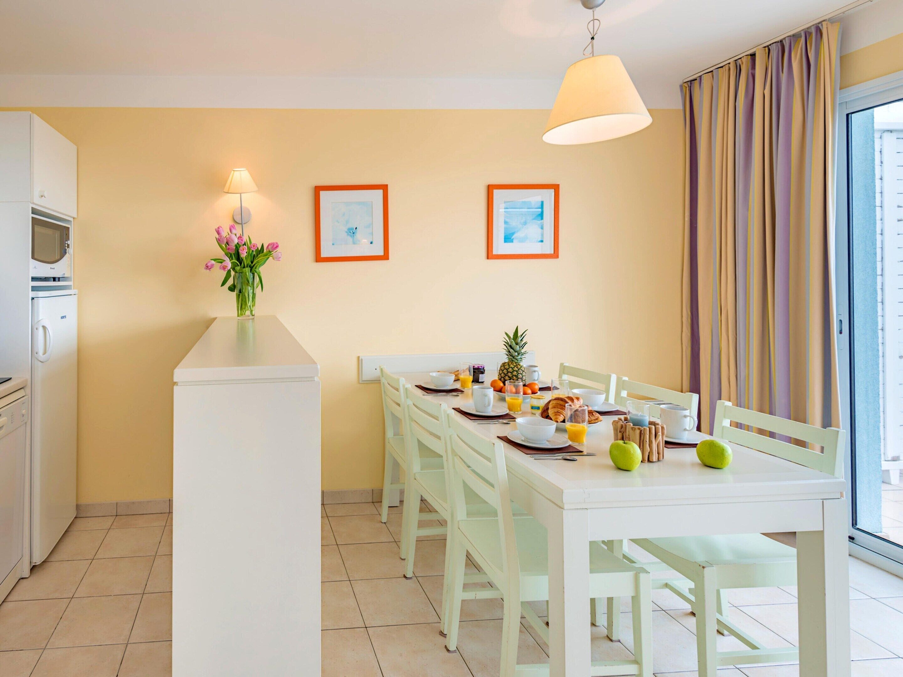 Apartment | Tempat makan