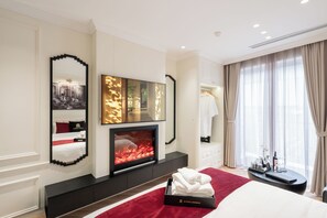 In-room safe, desk, laptop workspace, blackout drapes - AN Hotel & Residence (Ha Noi)