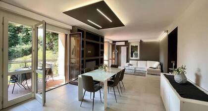 Elegant modern apartment with pool and panoramic balconies