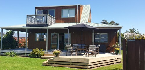 Entire home in Whitianga, Close to beach & easy walk to the town centre.