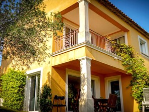 House | Exterior - Golf Villa in Mazamet With Pool (Roquebrune-sur-Argens)