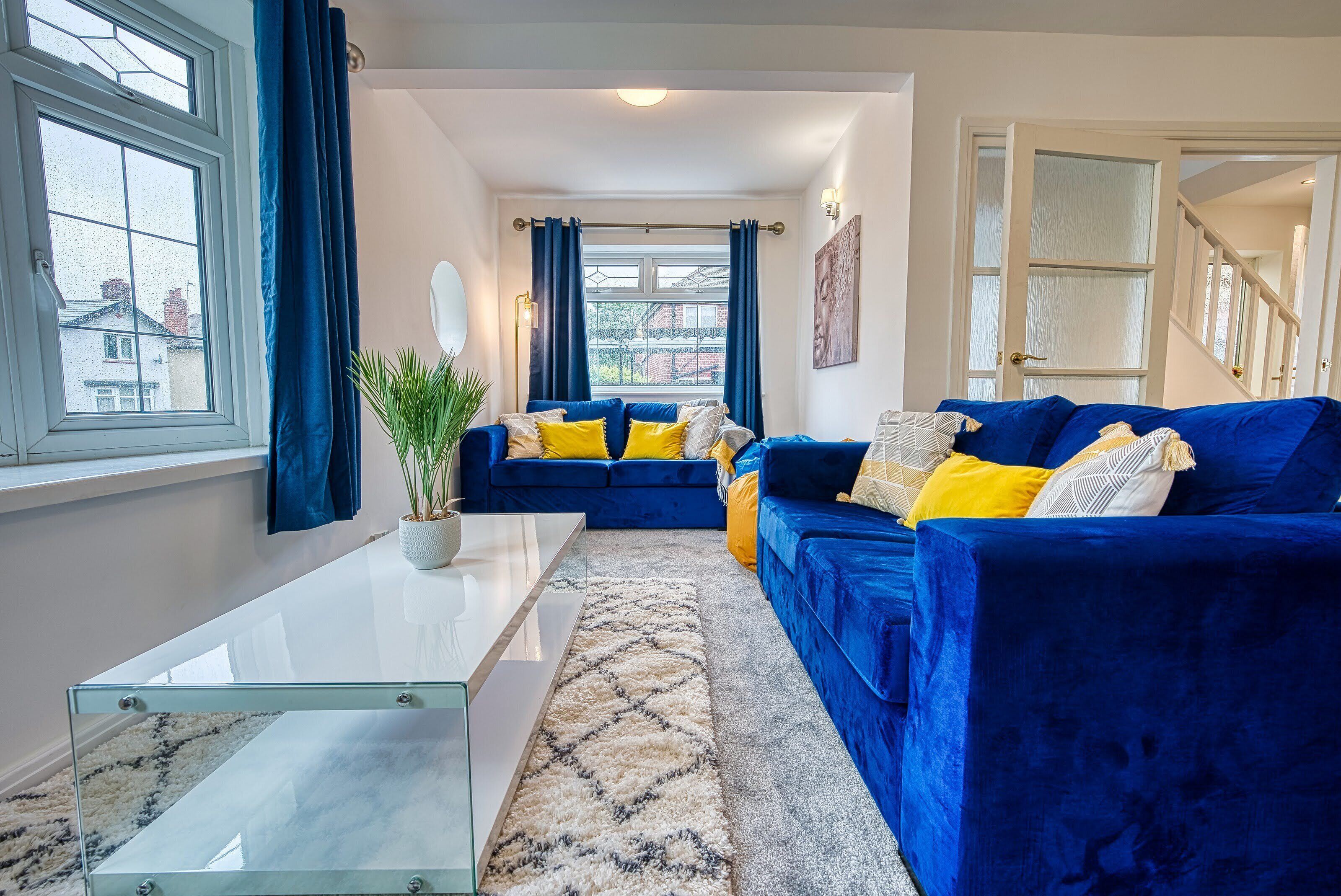 Standard House | Living area | Smart TV, Netflix, streaming services