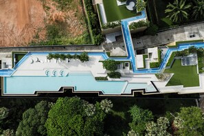 Pool - Laguna Beachside Apartment: 100 m2 (Choeng Thale)