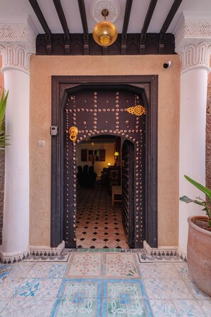 Exterior detail - Riad Fabi (Marrakech)