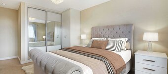Folly Lodge | Peaceful Family Retreat with Scenic Views & Modern Comforts