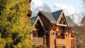Chalet | Exterior