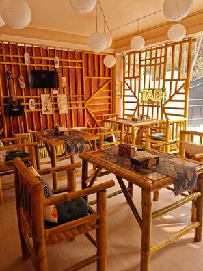 Dining - Experience by XTSY (Mawdiangdiang)