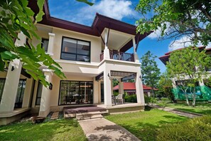 Ngoại thất
