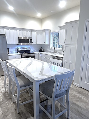 The Chief's Landing- Lower Level Condo